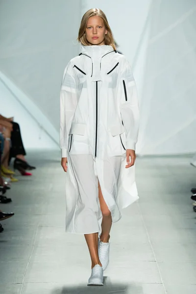 Look 7